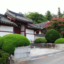 고운 최치원 선생을 배향하고 있는 사우 지산재 이미지